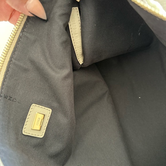 Fendi large flat pouch authentic from website with proof - Picture 6 of 10